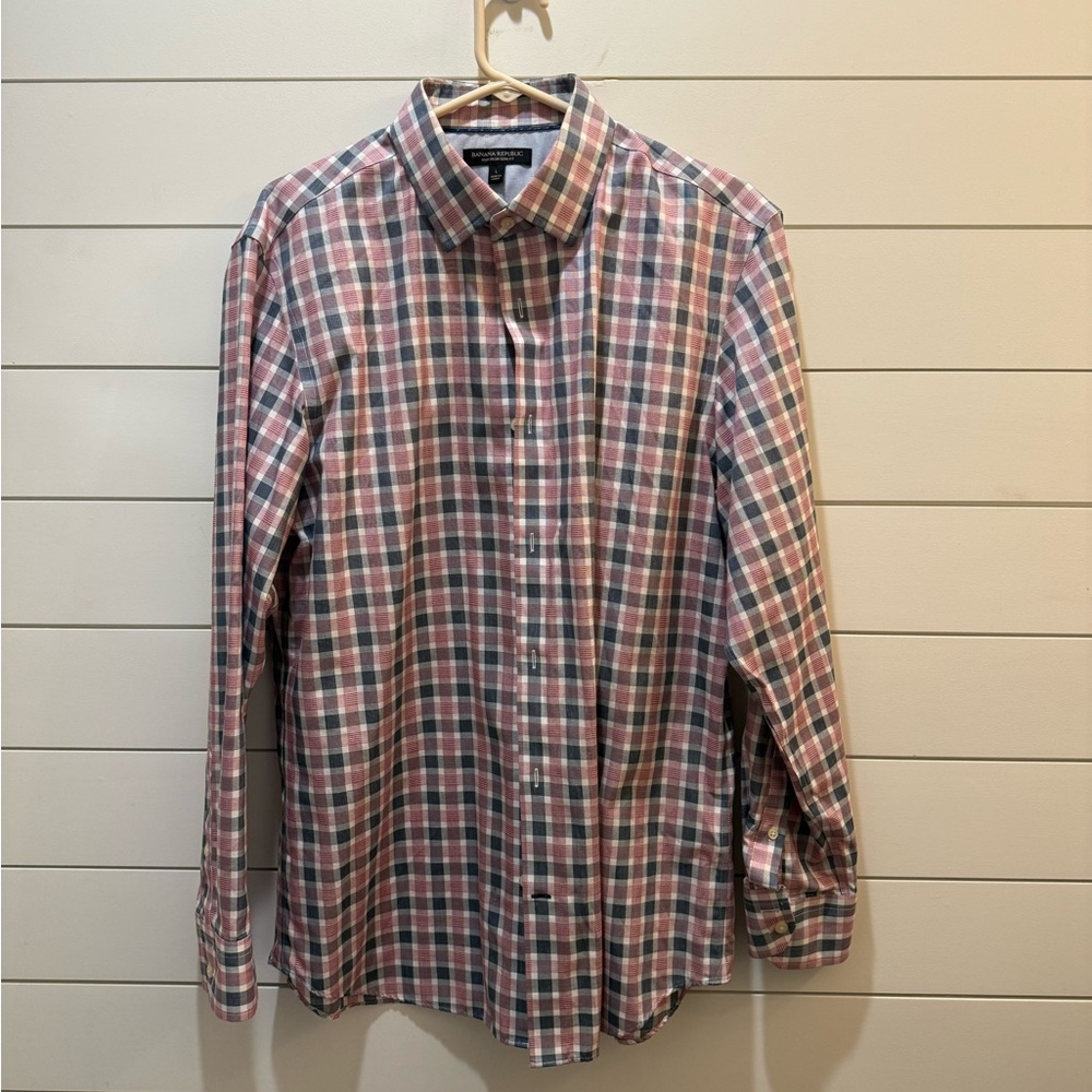 Banana Republic Multicolor Plaid Button-Down Shirt